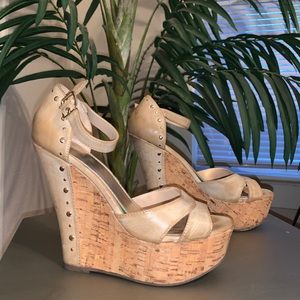 Gold Bakers Wedges